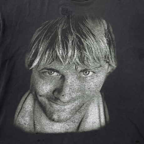 KURT COBAIN MEMORIAL TEE FITS XL 6234