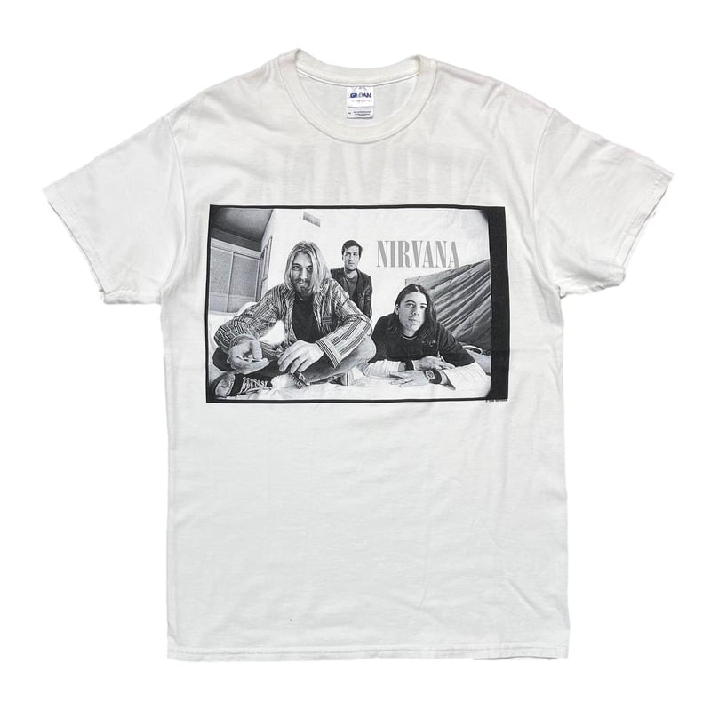 NIRVANA 00S MONOCHROME PORTRAIT WHITE GILDAN ME