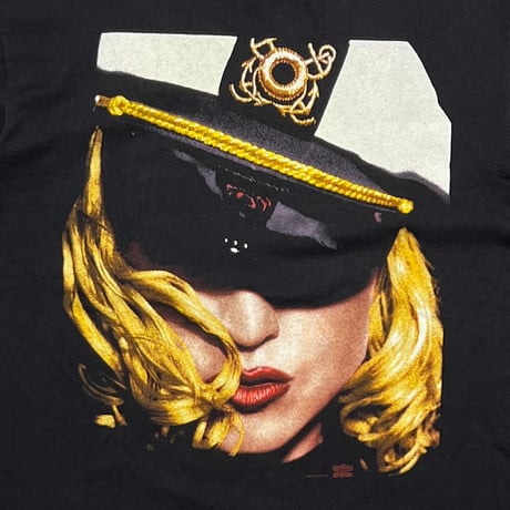 MADONNA THE GIRLIE SHOW HANES LARGE 9482