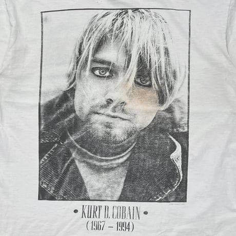NIRVANA KURT COBAIN MONOCHROME MEMORIAL FACE WHITE GIANT BY TEE JAYS XL 4540