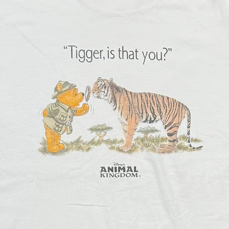 DISNEY VINTAGE THE ANIMAL KINGDOM "Tigger, is that you?" POOH WHITE FITS LARGE 6669