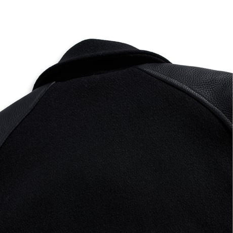 UNTORN COdee Cozy Varsity Jacket