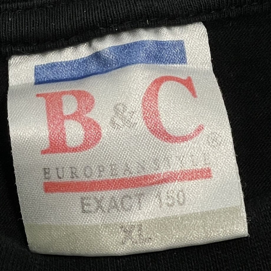 62b5809005362443fc1b00e3