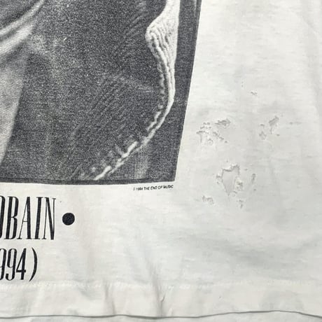 NIRVANA KURT COBAIN MEMORIAL WHITE GIANT LARGE 5841