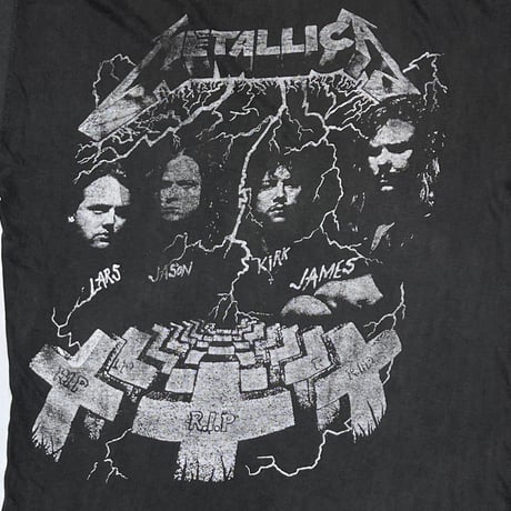 METALLICA MONOCHROME BOOTLEG FITS LARGE 3584