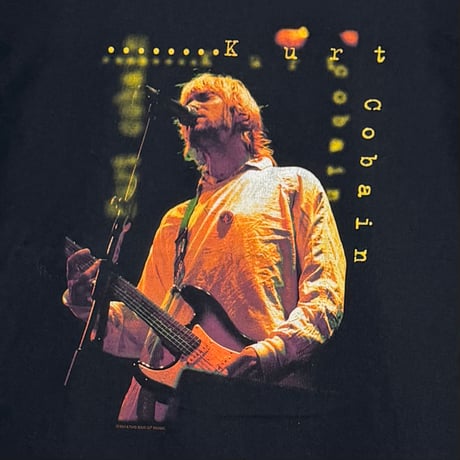 NIRVANA KURT COBAIN 2004 THE END OF MUSIC HOSPITAL GOWN GILDAN LARGE 9351