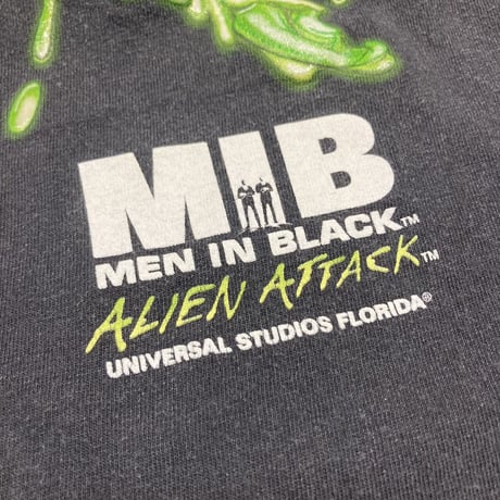 MEN IN BLACK UNIVERSAL STUDIOS FLORIDA ALIEN ATTACK GLOW IN THE DARK TEE FIT LIKE XL 7626
