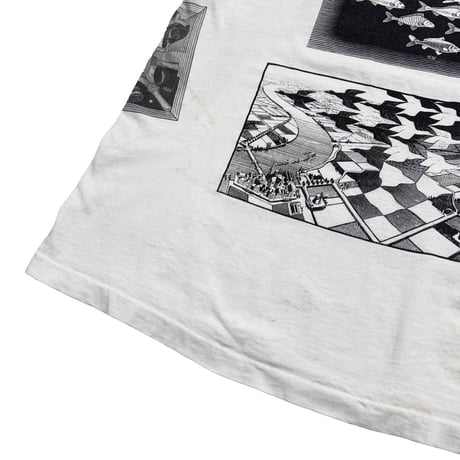 M.C. ESCHER MULTI WHITE SOF TEE XL 8297