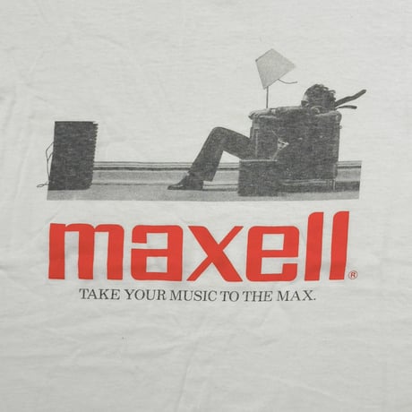 maxell TAKE YOUR MUSIC TO THE MAX WHITE FRUIT OF THE LOOM LARGE 7803