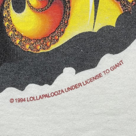 LOLLAPALOOZA 1994 WHITE TOUCH OF GOLD XL 0457