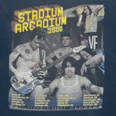 RED HOT CHILI PEPPERS 2006 STADIUM ARCADIUM FRUIT OF THE LOOM XL 8678