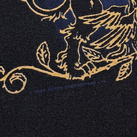 QUEEN FRONT GOLD EMBLEM XL 7294