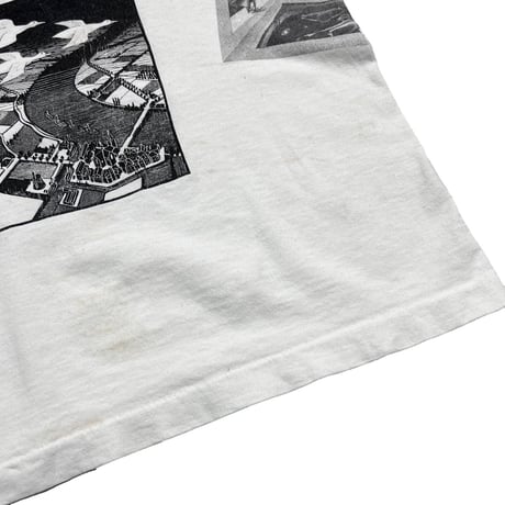 M.C. ESCHER MULTI WHITE SOF TEE XL 8297