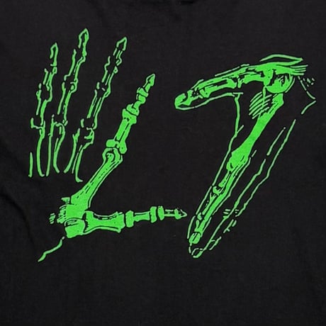 L7 BONE HAND SIGN LS GIANT BY TEE JAYS LARGE 0150