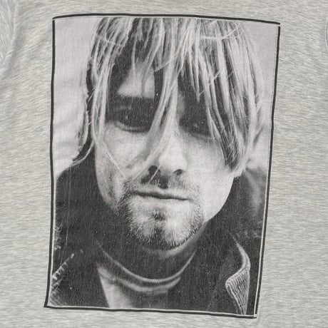 NIRVANA KURT COBAIN MEMORIAL PORTRAIT ASH GREY FITS LARGE 8979