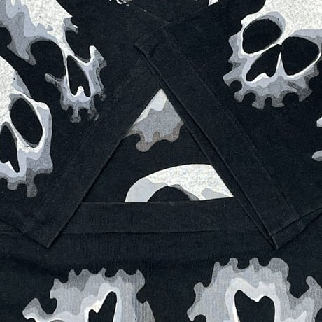 LIQUID BLUE 1992 10,000 SKULL TEE LARGE 8354