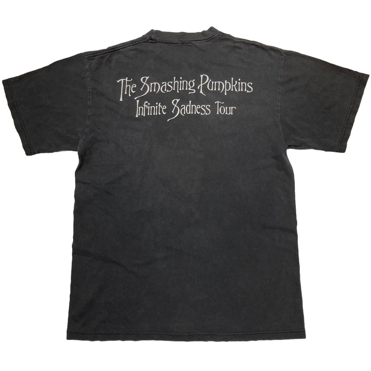 THE SMASHING PUMPKINS THE WORLD IS A VAMPIRE 19