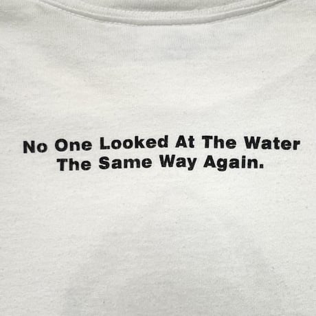 JAWS NO ONE LOOKED TAT THE WATER ANIVERSARY COLLECTOR'S EDITION WHITE ALL SPORT XL 8542