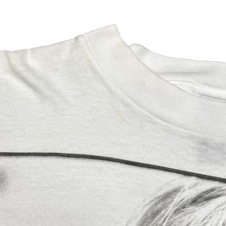 NIRVANA KURT COBAIN MEMORIAL MONOCHROME PORTRAIT WHITE GIANT by TULTEX XL 8370