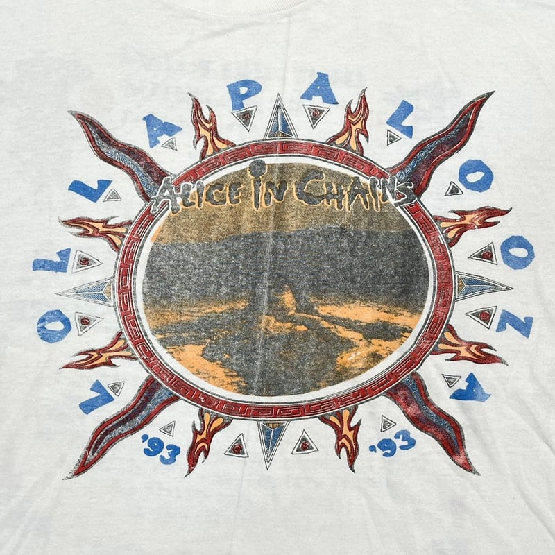 ALICE IN CHAINS LOLLAPALOOZA 1993 WHITE FITS XL ALICE IN CHAINS LOLLAPALOOZA 1993 WHITE FITS XL