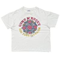 GUNS N' ROSES USE YOUR ILLUSION GUN & ROSE WHITE BROCKUM XL 8030