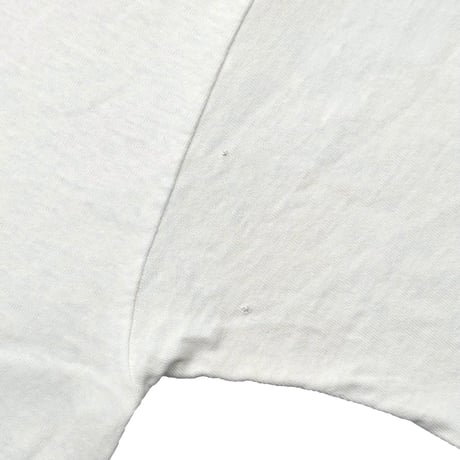 AKIRA TESUO ARM WHITE FRUIT OF THE LOOM LARGE 1436