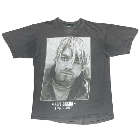 NIRVANA KURT COBAIN 1994 MEMORIAL MONOCHROME BLACK EURO XL 2566