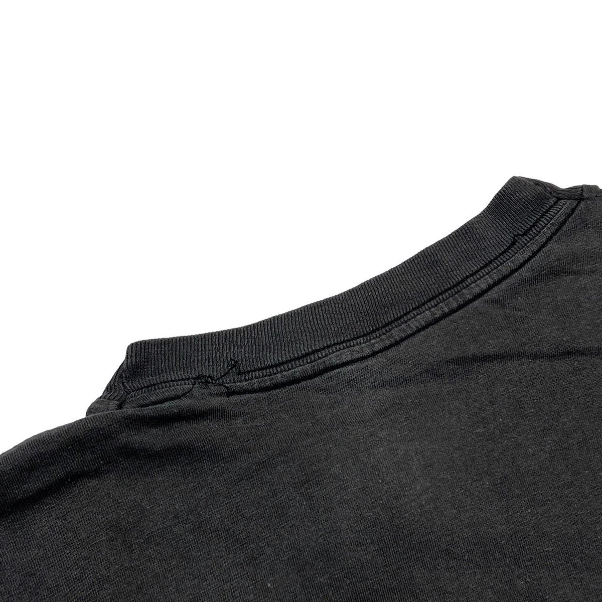 トップス NIRVANA PAGAN CROSS ONEITA LARGE From 1991, this Nirvana Pagan Cross graphic has to be one of