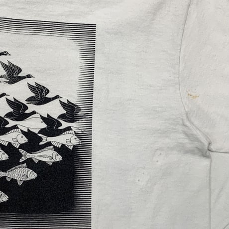 M.C. ESCHER MULTI ART LS WHITE ONEITA LARGE 5677