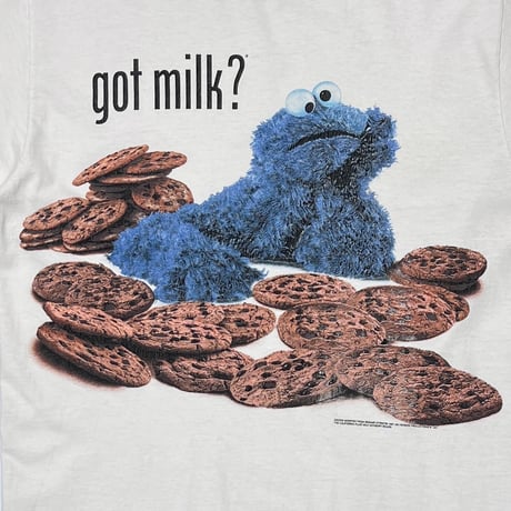 SESAME STRRET COOKIE MONSTER GOT MILK? WHITE CHANGES LARGE 0948