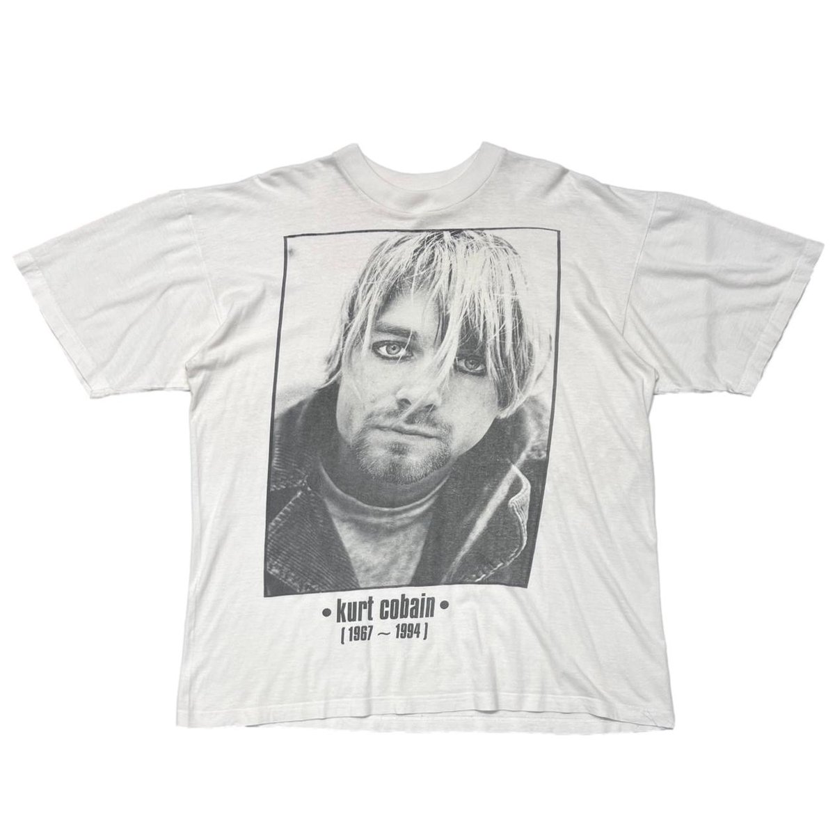 NIRVANA KURT COBAIN MEMORIAL MONOCHROME EURO WH