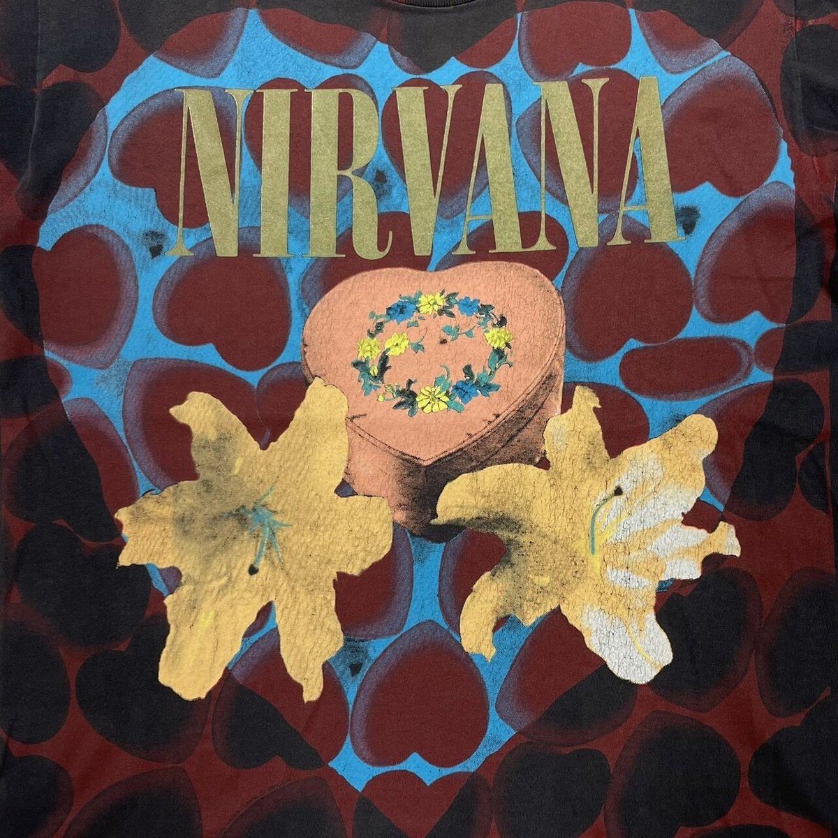 NIRVANA HEART SHAPED BOX SOF TEE LARGE 3372 | g NIRVANA HEART SHAPED BOX SOF TEE LARGE 3372 | g