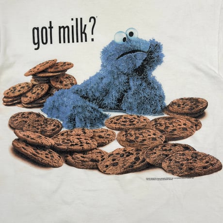 SESAME STREET 1997 COOKIE MONSTER got milk ? WHITE DELTA LARGE 6715