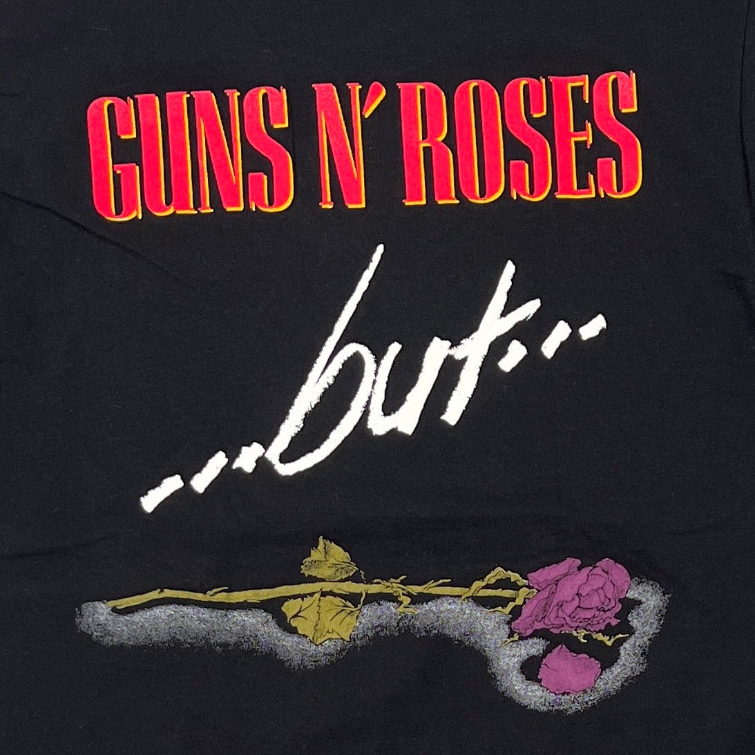 【美品！大きいサイズ　3XL】Guns n Roses ガンズ・アンド・ローゼズ 美品！大きいサイズ 3XL】Guns n Roses ガンズ・アンド