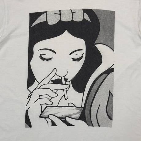 OLD & VINTAGE SNOW WHITE PARODY SNIFFING WHITE LARGE 5011