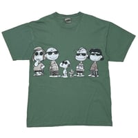 PEANUTS CHARACETRS AROUND MOSS CHANGES LARGE 2468