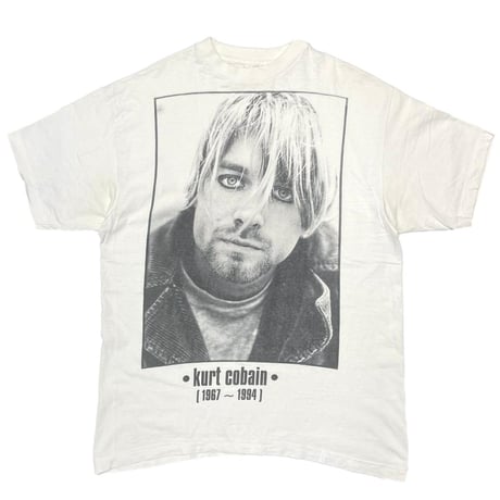 NIRVANA KURT COBAIN MEMORIAL MONOCHROME FACE WHITE EURO LARGE 8543