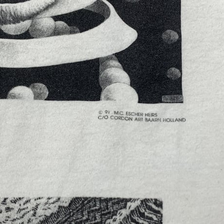 M.C. ESCHER MULTI ART LS WHITE ONEITA LARGE 5677