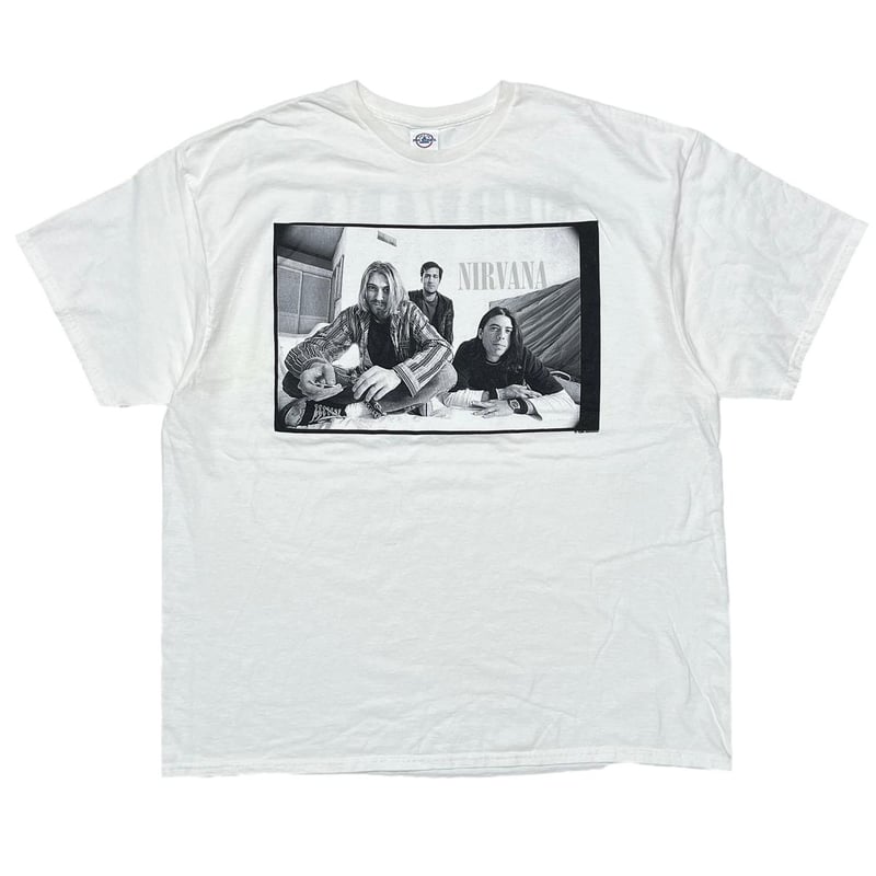 NIRVANA MEMBER PORTRAIT WHITE DELTA XXL 0487 |