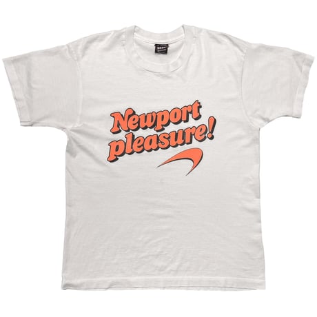 NEWPORT PLEASURE ! BIG LOGO FRUIT OF THE LOOM LARGE 9688