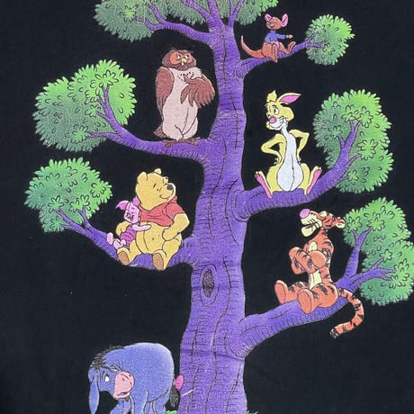 DISNEY VINTAGE WINNIE THE POOH & FRIENDS ON THE TREE FITS XL 0470
