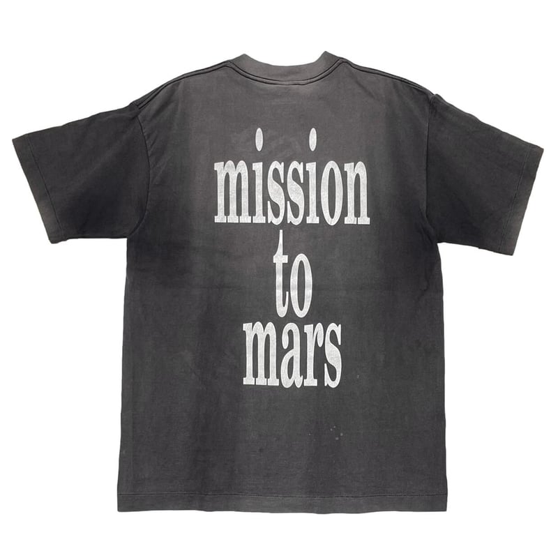 THE SMASHING PUMPKINS MISSION TO MARS GIANT BY