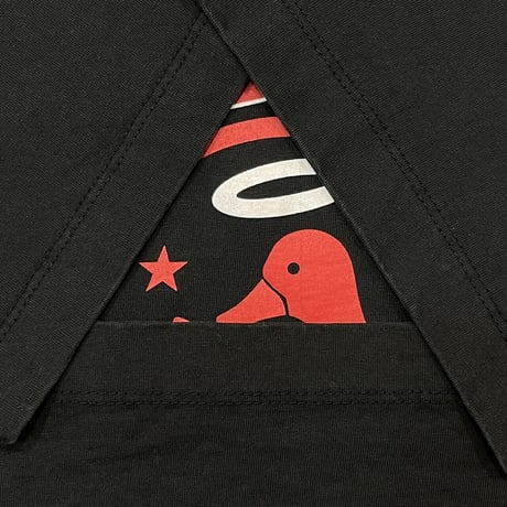 RED HOT CHILI PEPPERS CALIFORNICATION DUCK TEE BLACK FIT LIKE XL 07524