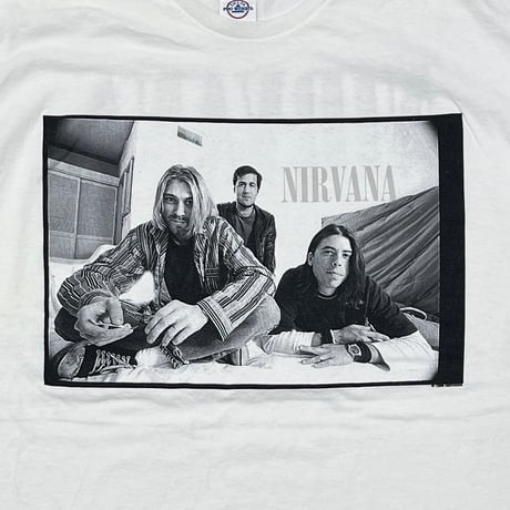 NIRVANA MEMBER PORTRAIT WHITE DELTA XXL 0487