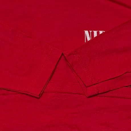 NIRVANA Y2K BOOTLEG HEART SHAPED BOX RED LS FRUIT OF THE LOOM SMALL 3218