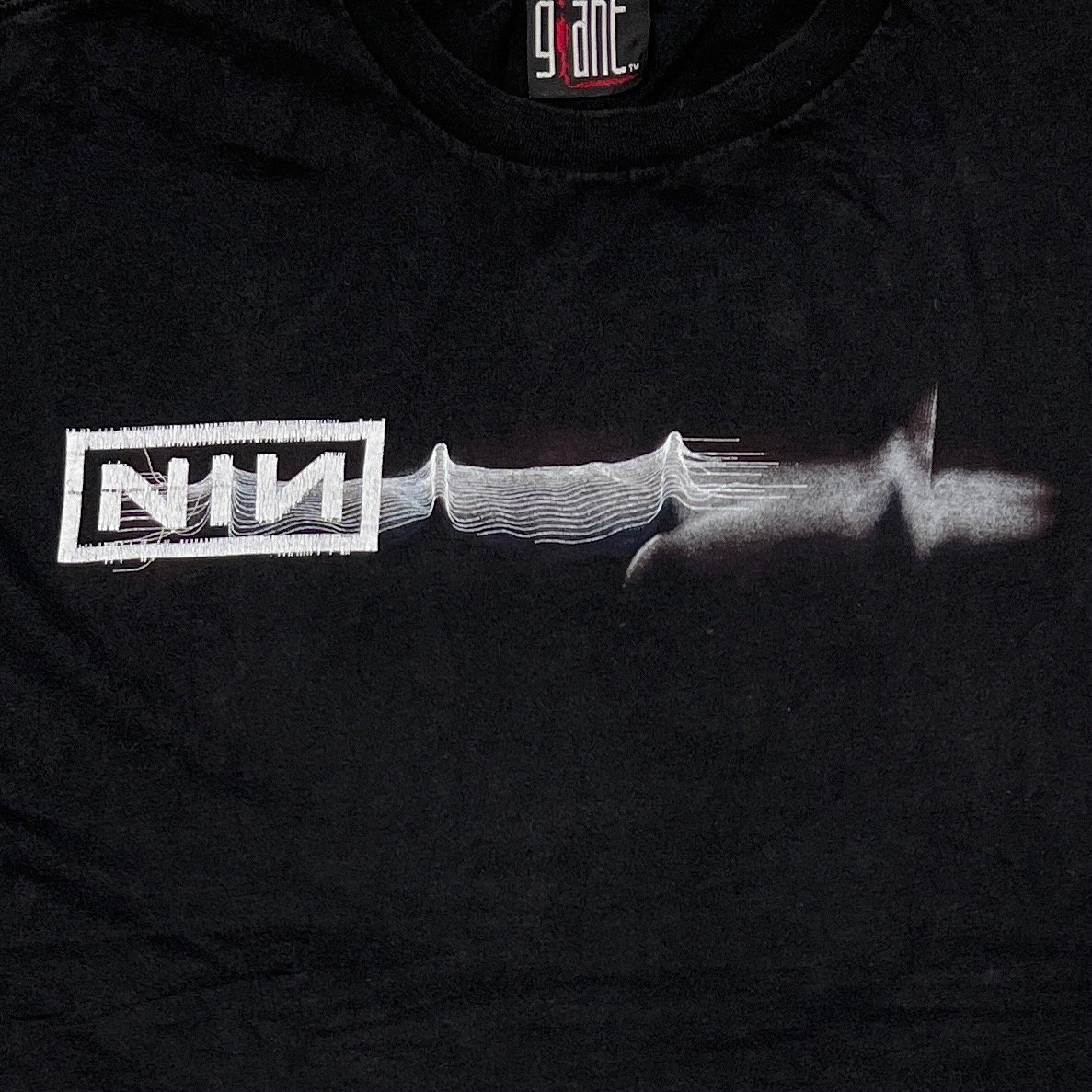 NINE INCH NAILS WAVEFORM WILL YOU BITE THE HAND