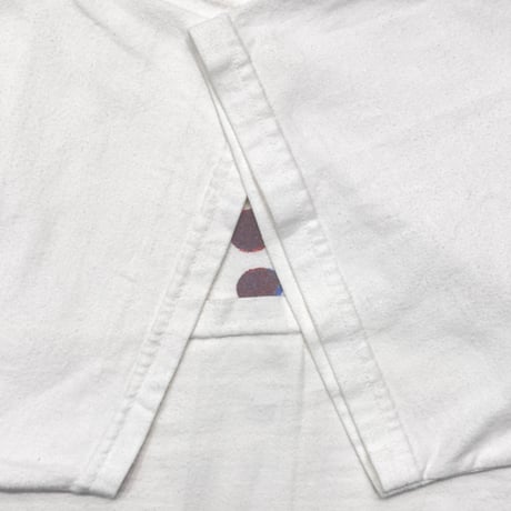 RED HOT CHILI PEPPERS FRONT RED CROSS LOGO WHITE M&O LARGE 1179