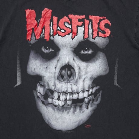 MISFITS 2001 SKULL RED TEXT EURO XL 8427