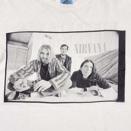 NIRVANA MEMBER PORTRAIT MONOCHROME WHITE  WILD OATS LARGE 8946