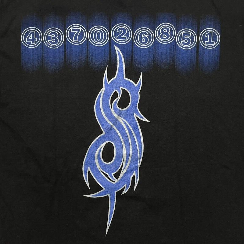 Slipknot 2001 437026851 MEMBER CYGNUS LARGE 038